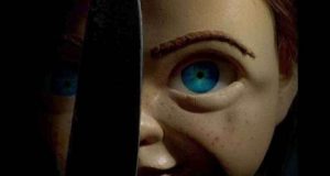 CHUCKY NOS PRESENTA, TRAS SU ESTRENO, UN NUEVO PÓSTER EN ESPAÑOL