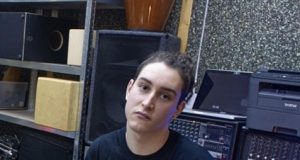 Agresiva: Alex Rodríguez, nuevo baterista de la banda