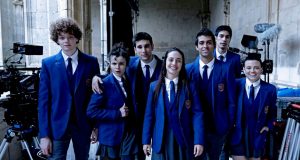 EL INTERNADO: LAS CUMBRES NOS PRESENTA REPARTO Y SUS PRIMERAS IMÁGENES