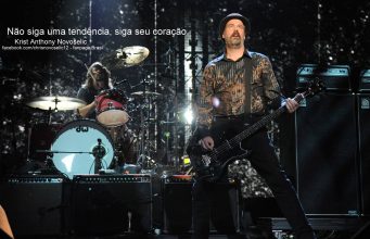 KRIST NOVOSELIC FORZADO A CERRAR SU TWITTER POR SU APOYO A TRUMP