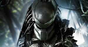 LA NUEVA PELÍCULA DE DEPREDADOR NOS PRESENTA A SU DIRECTOR