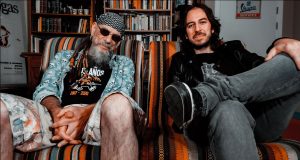 «Es momento de luchar» es el tercer single del nuevo disco de JORGE SALÁN, con El Drogas, «Es Momento DeLuchar»