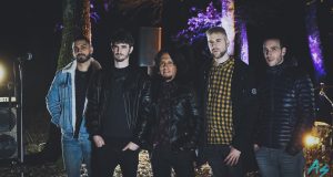 A DESHORAS «CERCA DE SUS PASOS» ROCK CD