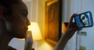 INMUNE TAMBIÉN POSPONE SU ESTRENO