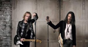 El guitarrista de IRON MAIDEN y el guitarrista de POISON y MR.BIG: SMITH/KOTZEN tienen segundo video/single anticipo «SCARS»