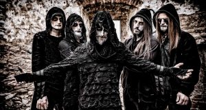 ENTREVISTA (OSCURA) Y UNIVERSAL A EVNEN