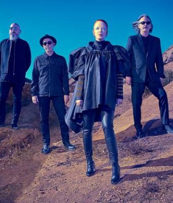 GARBAGE ESTAN DE VUELTA CON «NO GODS NO MASTERS» Shirley Manson, vocalista de Garbage, nos comenta sobre este nuevo single