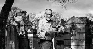 LA VIUDA DE GEORGE A. ROMERO ESTA TRABAJANDO EN LA ÚLTIMA PELÍCULA QUE DEJÓ SU MARIDO