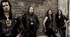 Entrevista universal, hoy estamos y conocemos a los chicos de Roadwolf (English below)