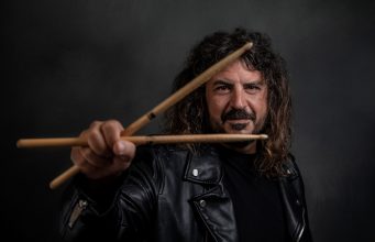 DARK MOOR, PRESENTAN NUEVO BATERIA.