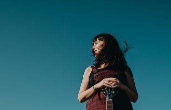 Entrevista Universal, hoy nos sentamos al lado de Astrogirl