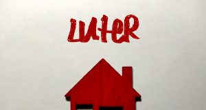 Luter: Lanzamiento La Tierra Prometida en acústico