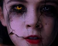 LA HUÉRFANA NOS PRESENTA LA PRIMERA IMAGEN DE SU PRECUELA