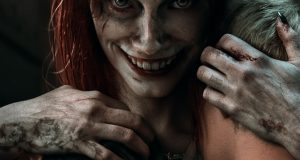 POSESIÓN INFERNAL: EL DESPERTAR NOS PRESENTA SU NUEVO PÓSTER Y UN AVANCE DE SU TRÁILER